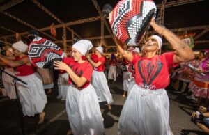 “Não existe reconstrução sem a cultura popular”, diz ministra em evento que homenageia 18 bens culturais — Ministério da Cultura