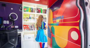 CEUs das Artes e MovCEUs ampliam acesso ao livro e fortalecem a leitura em todo o país — Ministério da Cultura