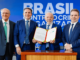 Ao lado de Lula, Margareth Menezes acompanha lançamento do programa Brasil Contra o Crime Organizado no Palácio do Planalto