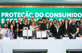 Novas regras ampliam proteção na compra de ingressos e garantem acesso à água em eventos — Ministério da Cultura