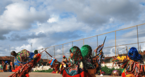Maracatu de Baque Solto celebra tradição, poesia e identidade cultural — Ministério da Cultura